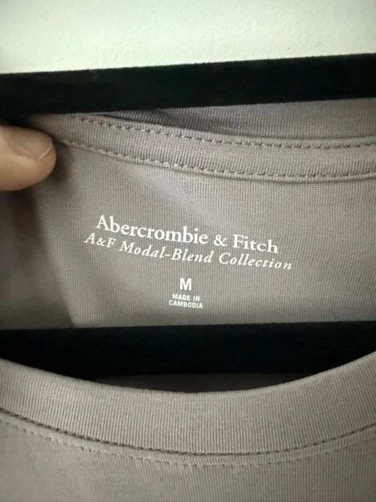 Abercrombie & Fitch soft Drape grey taupe easy tee - Picture 2 of 4